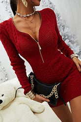 Robe pull moulante à col en V et fermeture éclair